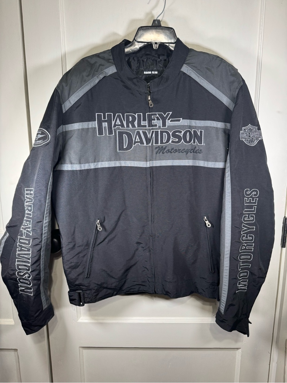 Harley-Davidson 98357-11VM, Classic Cruiser, Textile Riding Jacket SIZE XL, EUC
